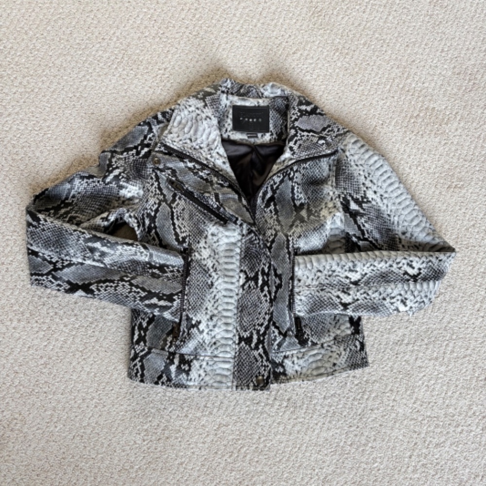 Blanknyc jacket snakeskin faux leather moto black white gray XS
